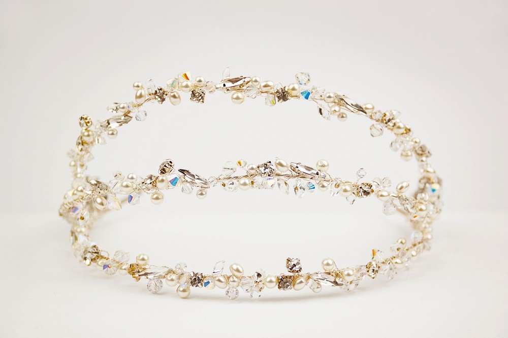 Crystal bridal hair accessory
